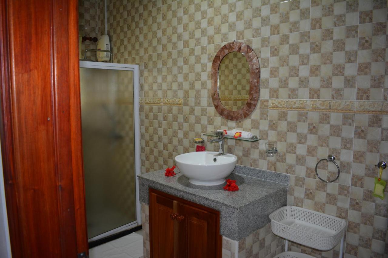 Leo'S Petit Villa Annex Praslin Екстер'єр фото